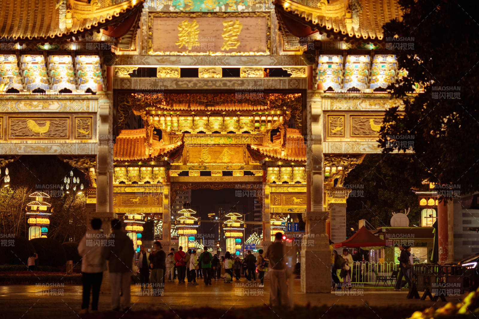 夜游金马碧鸡坊灯火辉煌图片