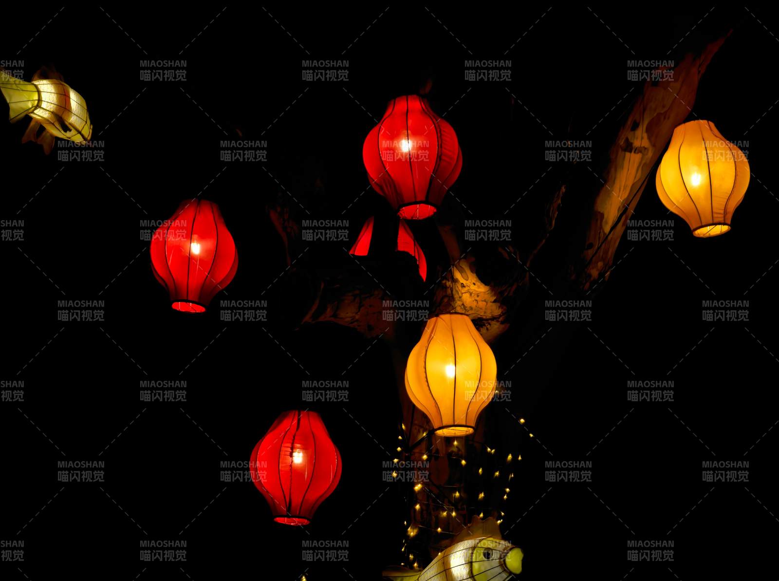 夜色中的灯笼图片