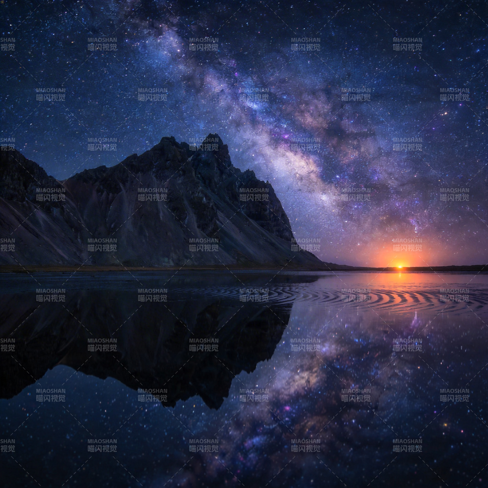 星河倒映山湖夜图片