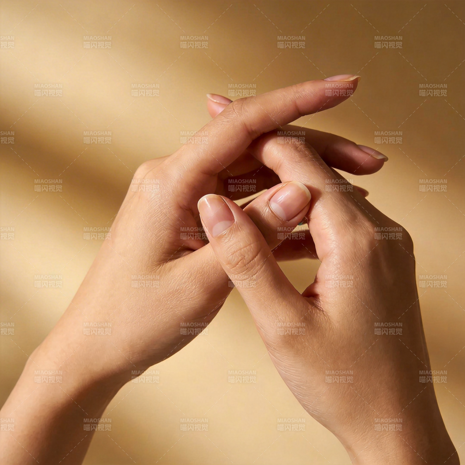 柔美手部特写图片