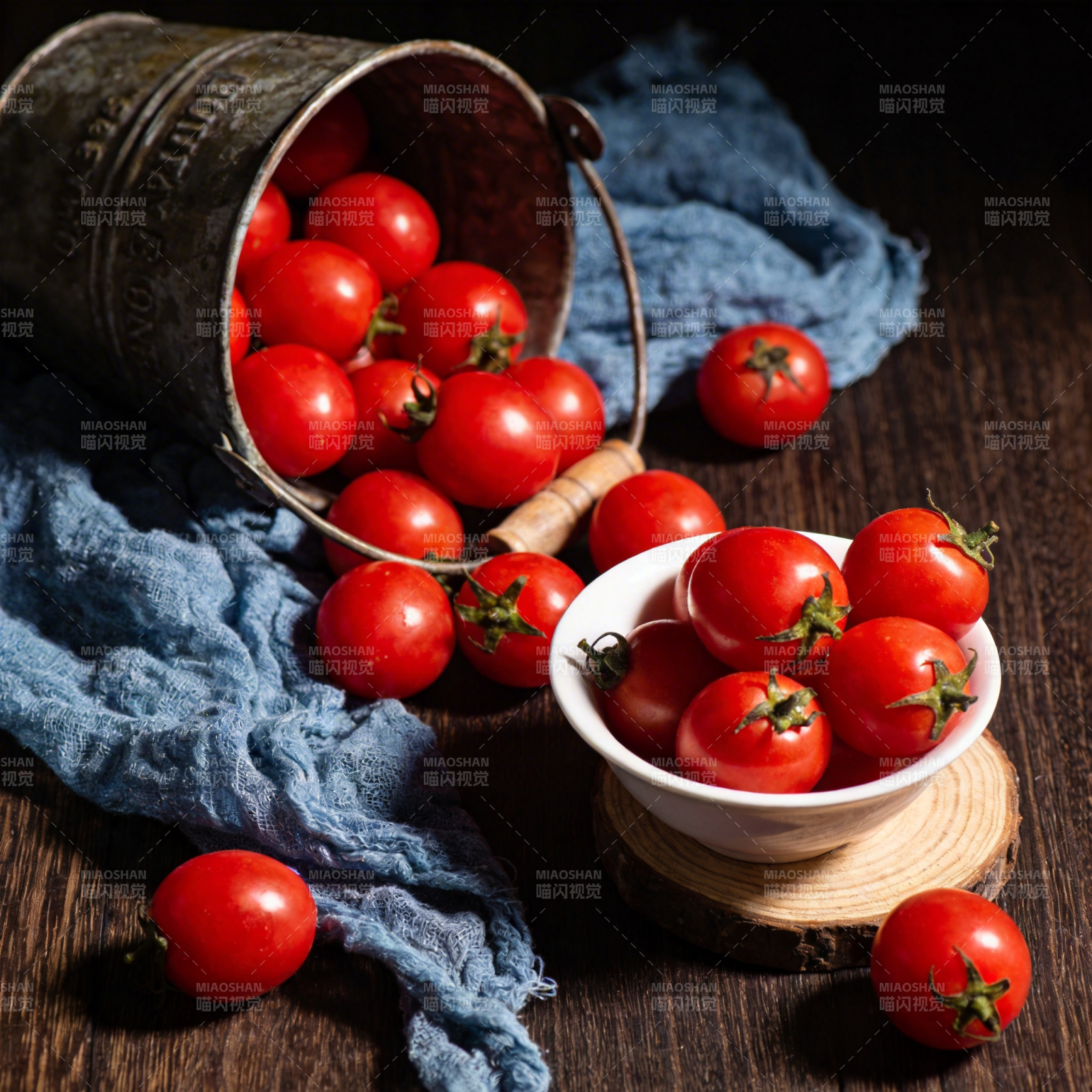 新鲜小番茄图片