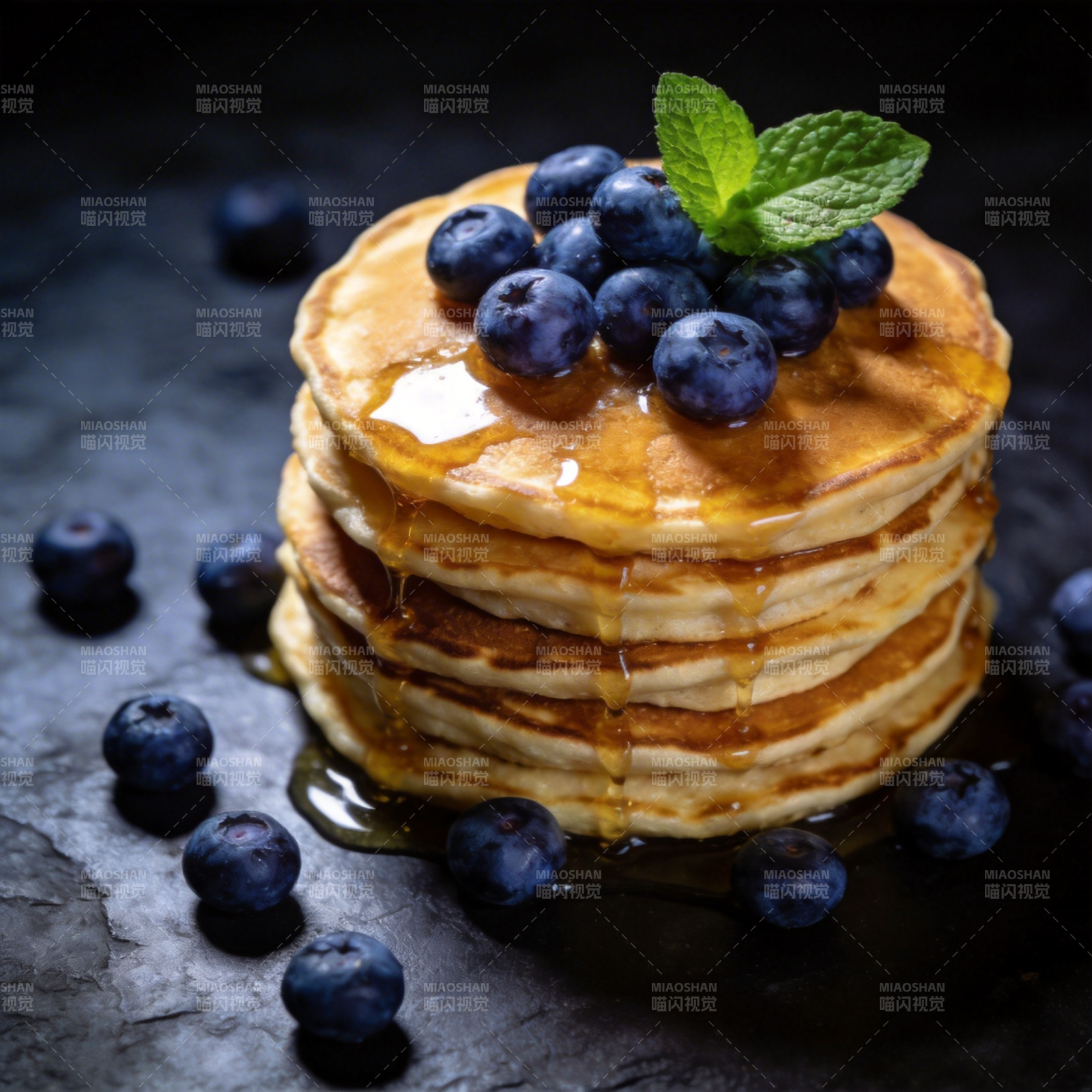 蓝莓煎饼配蜂蜜图片