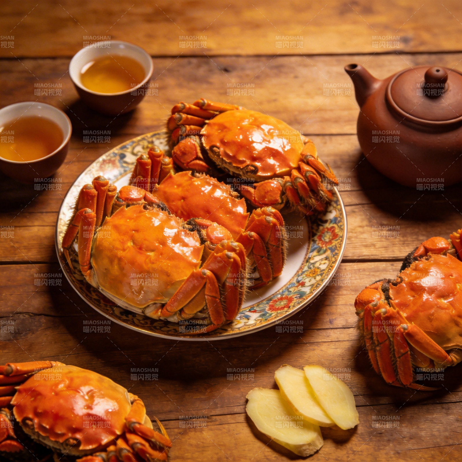 大闸蟹宴图片