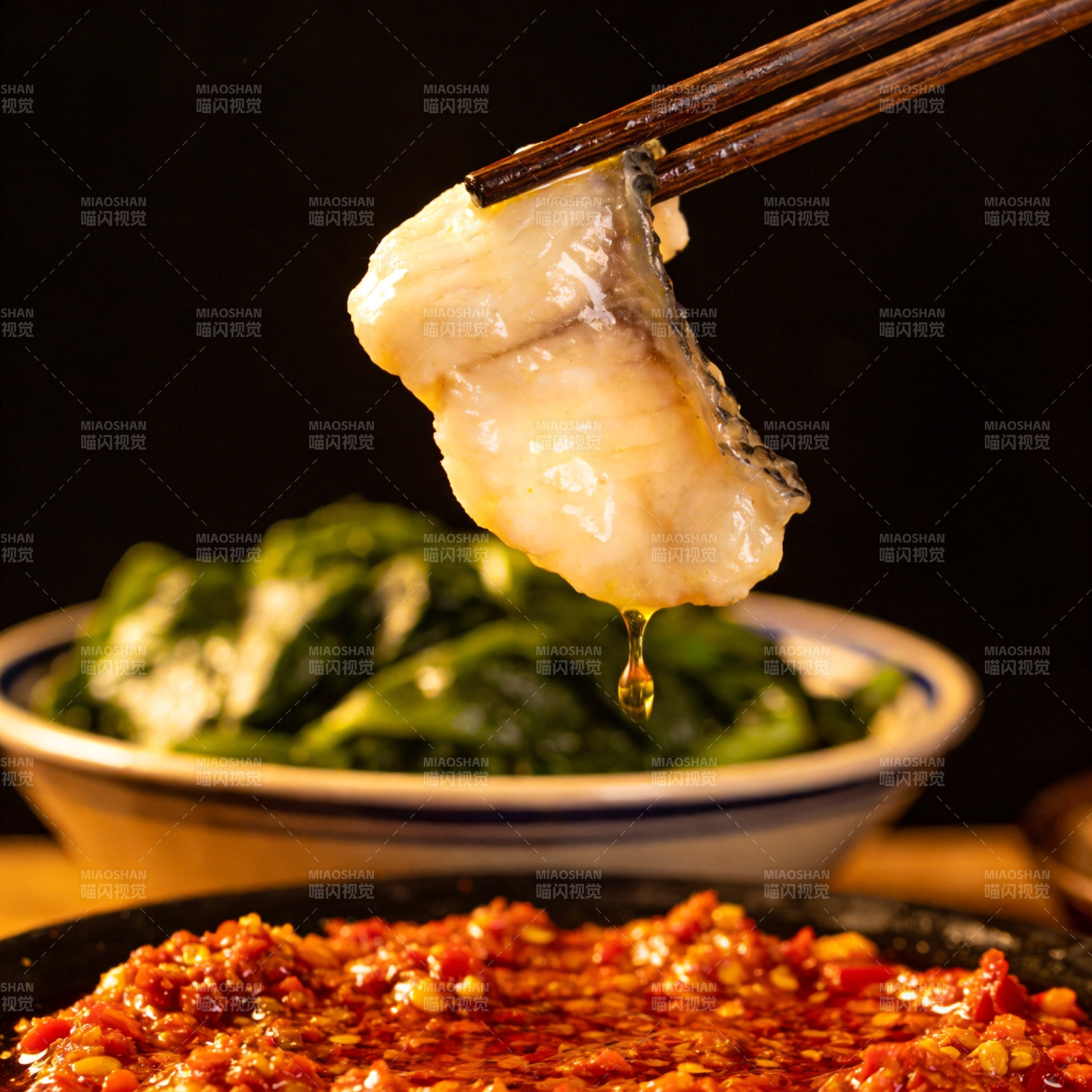 辣鱼片配青菜图片