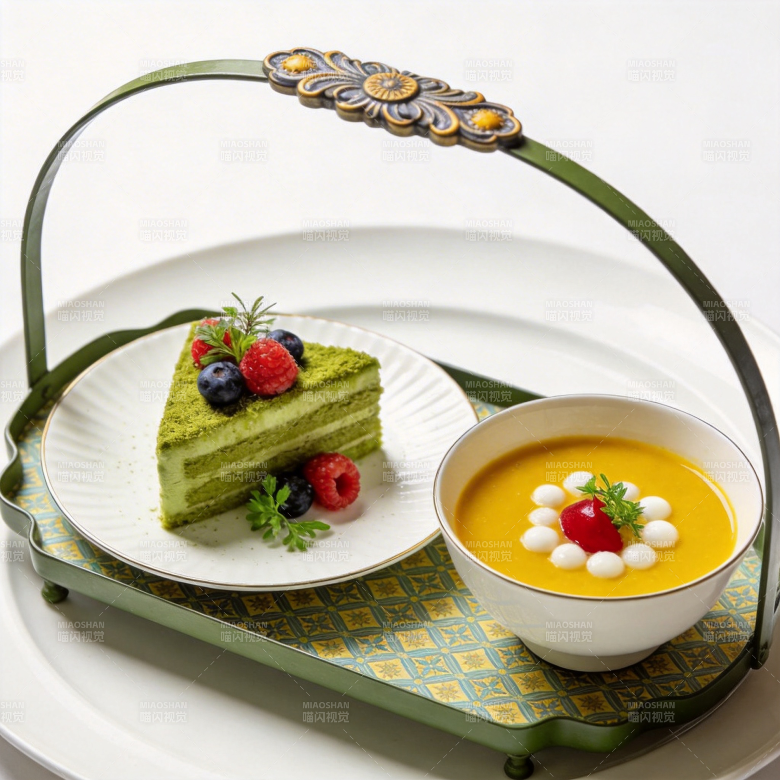 精致甜点拼盘图片