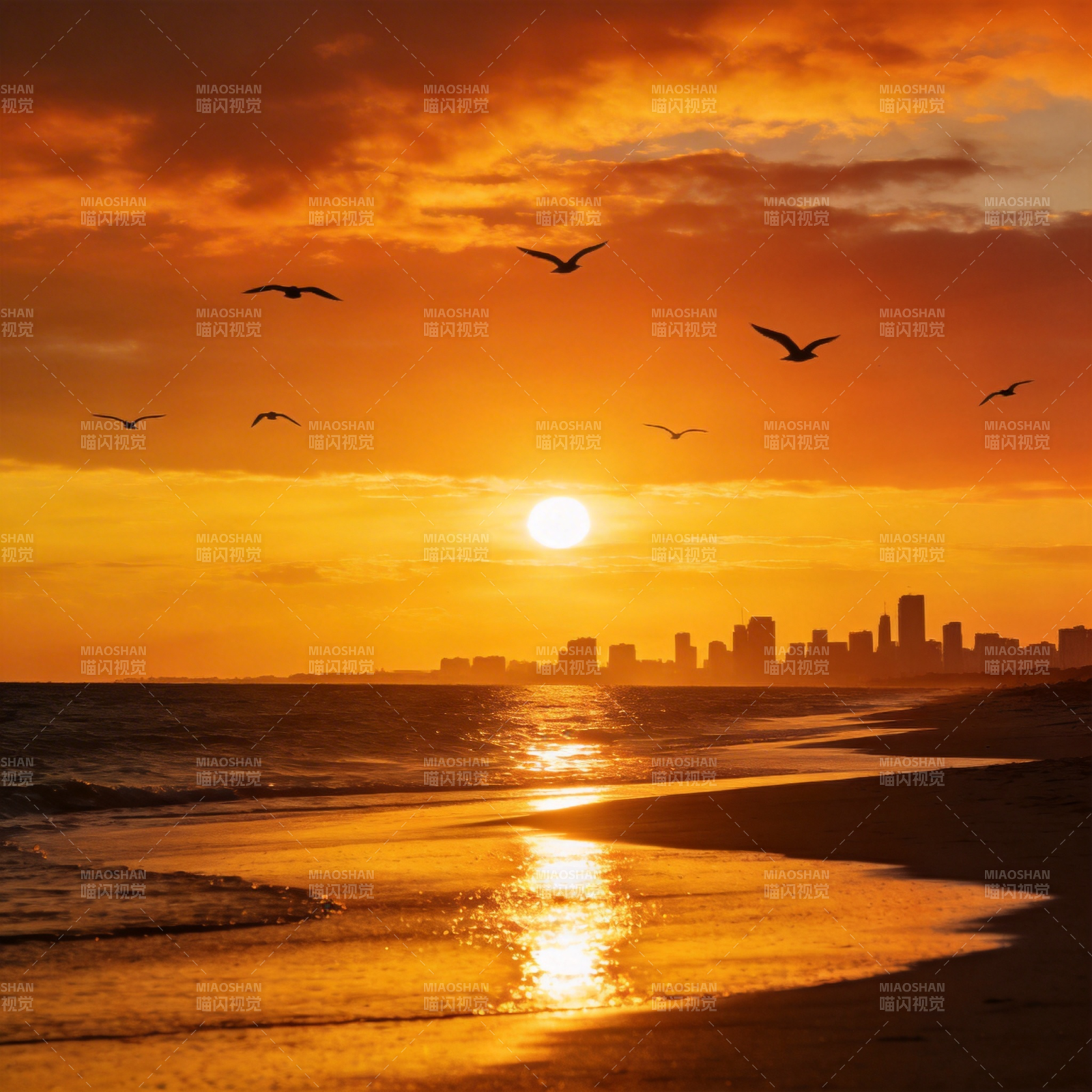 夕阳下的城市剪影图片