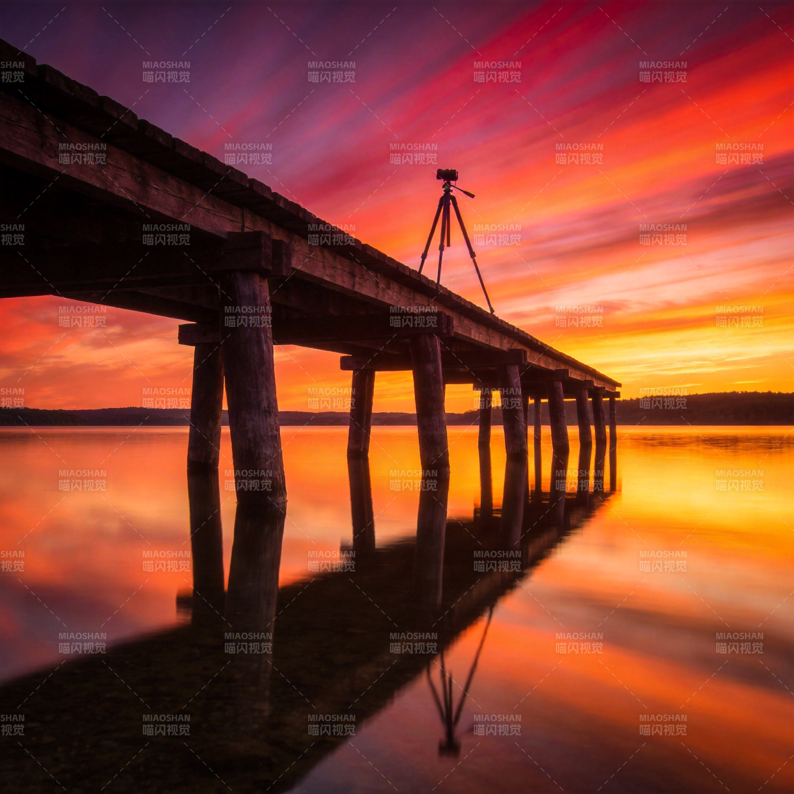 日落长桥倒影图片