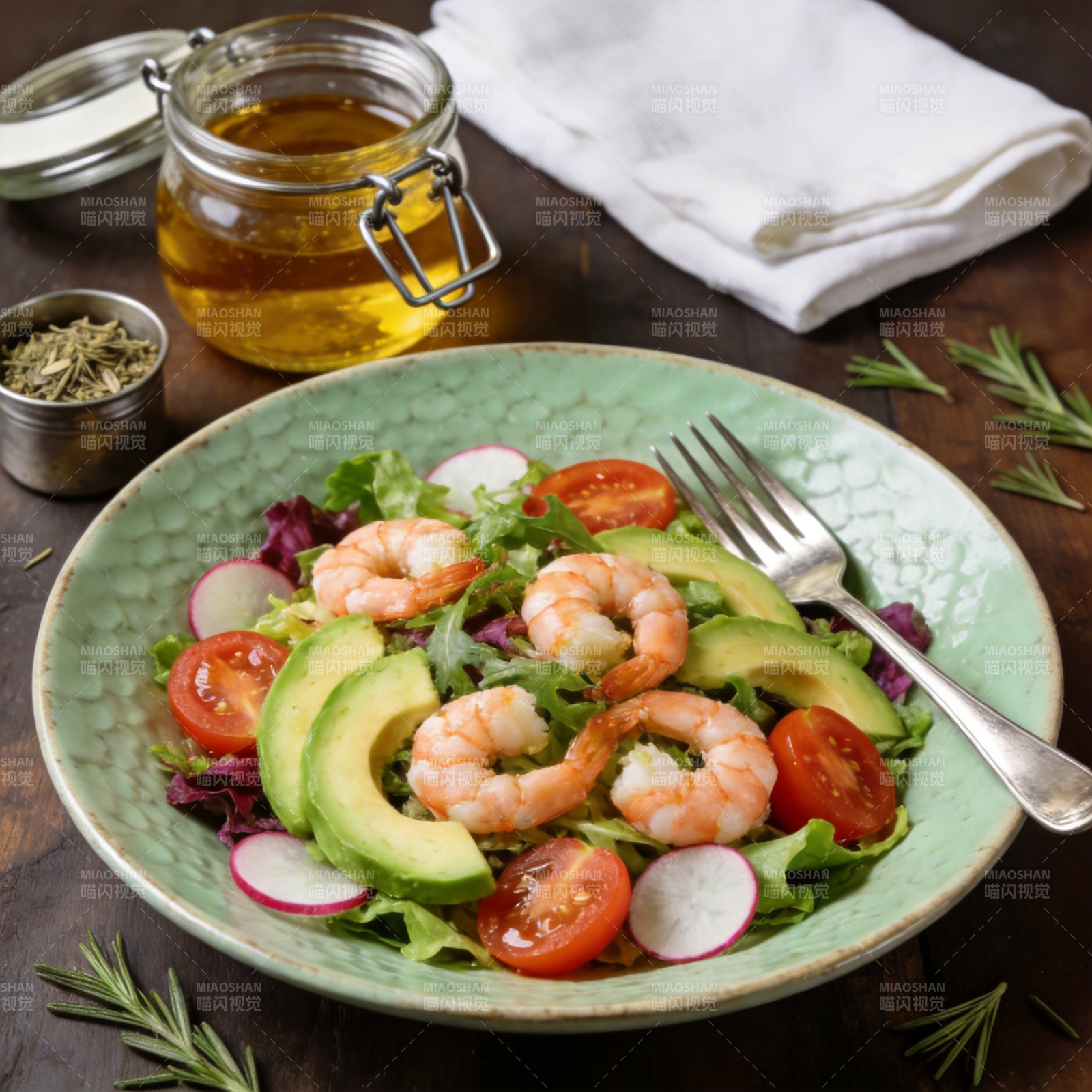 虾仁牛油果沙拉图片
