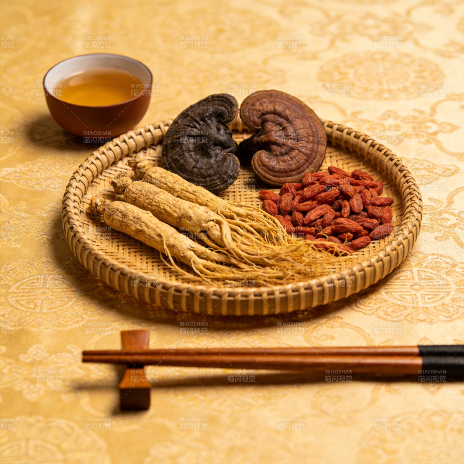 养生茶材摆盘图片