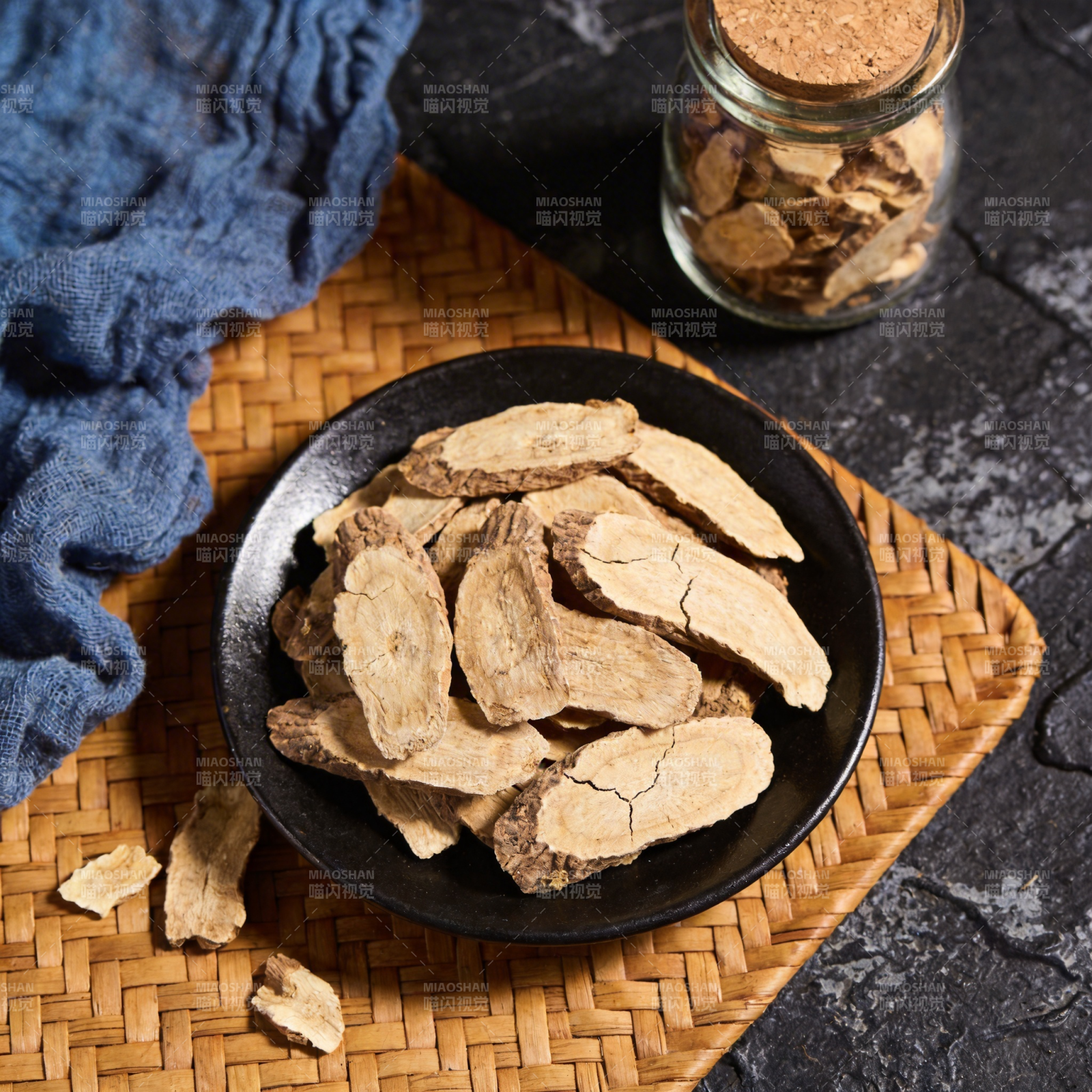 干姜片特写图片