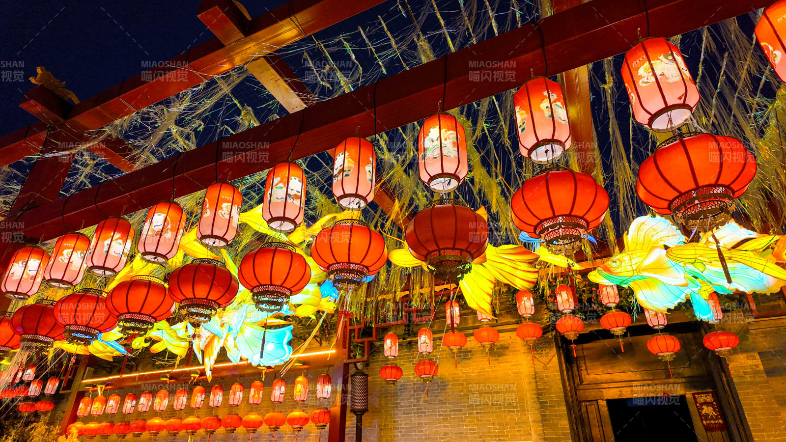 杨柳青 红灯高挂夜市繁华图片