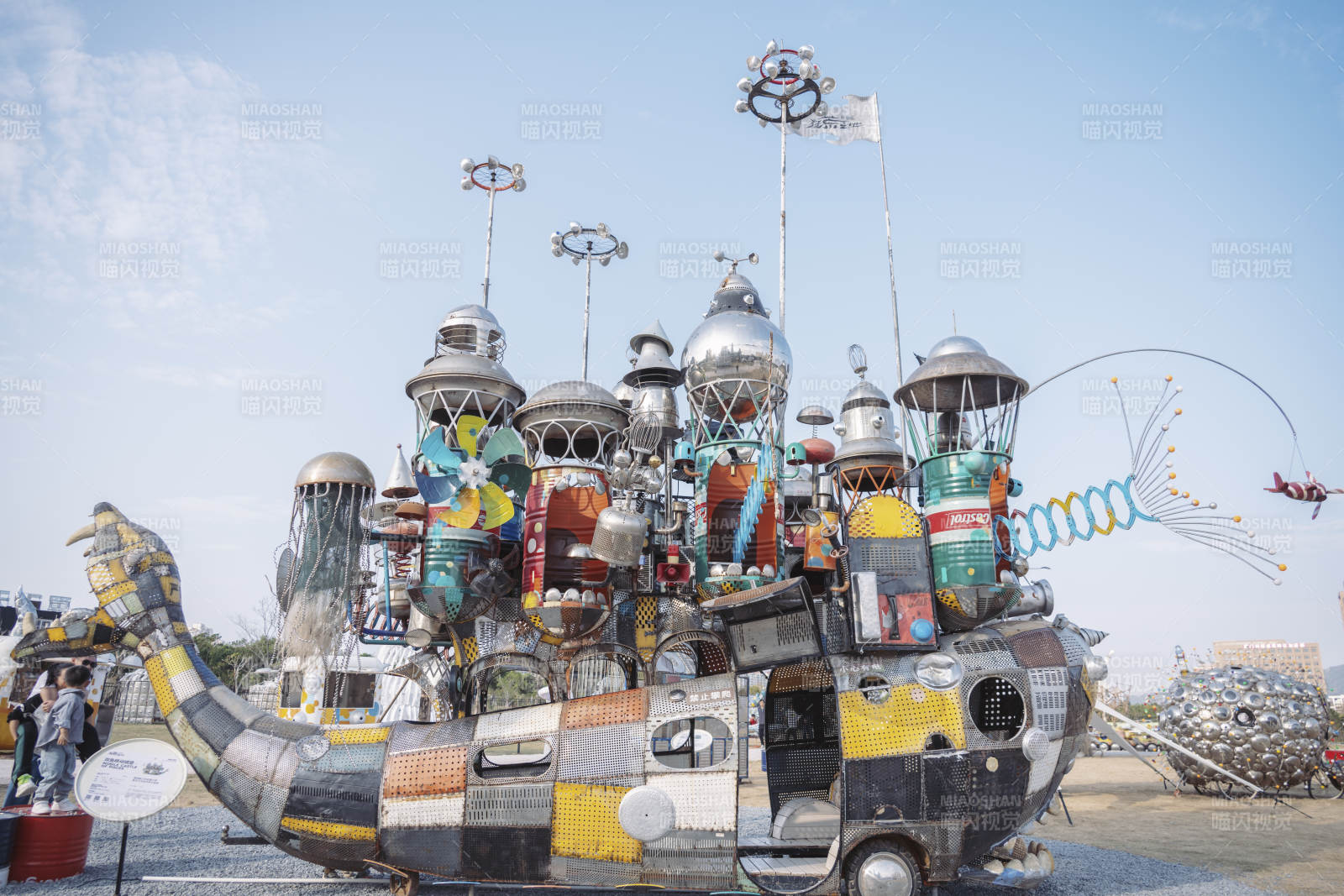 狂荒之地艺术船雕塑图片