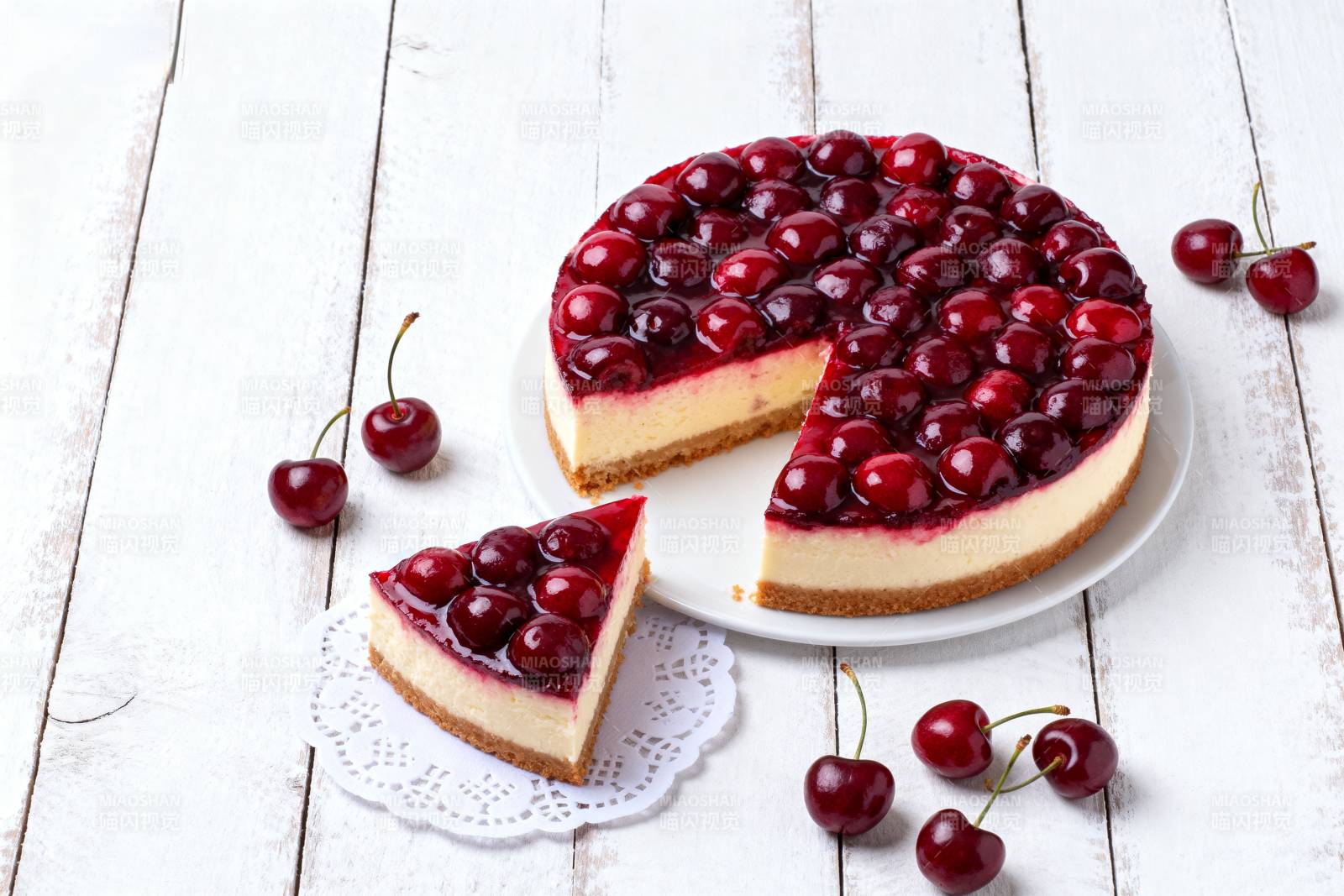 樱桃芝士蛋糕图片