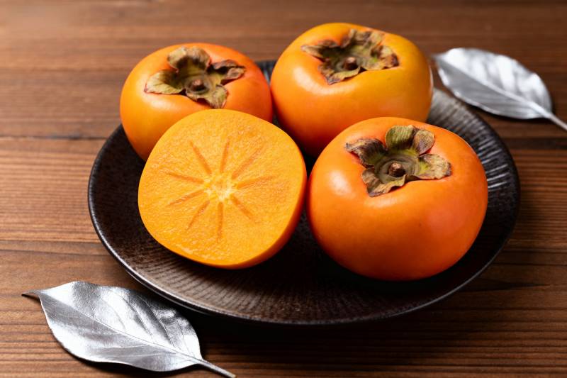 柿子摆盘 秋意浓图片