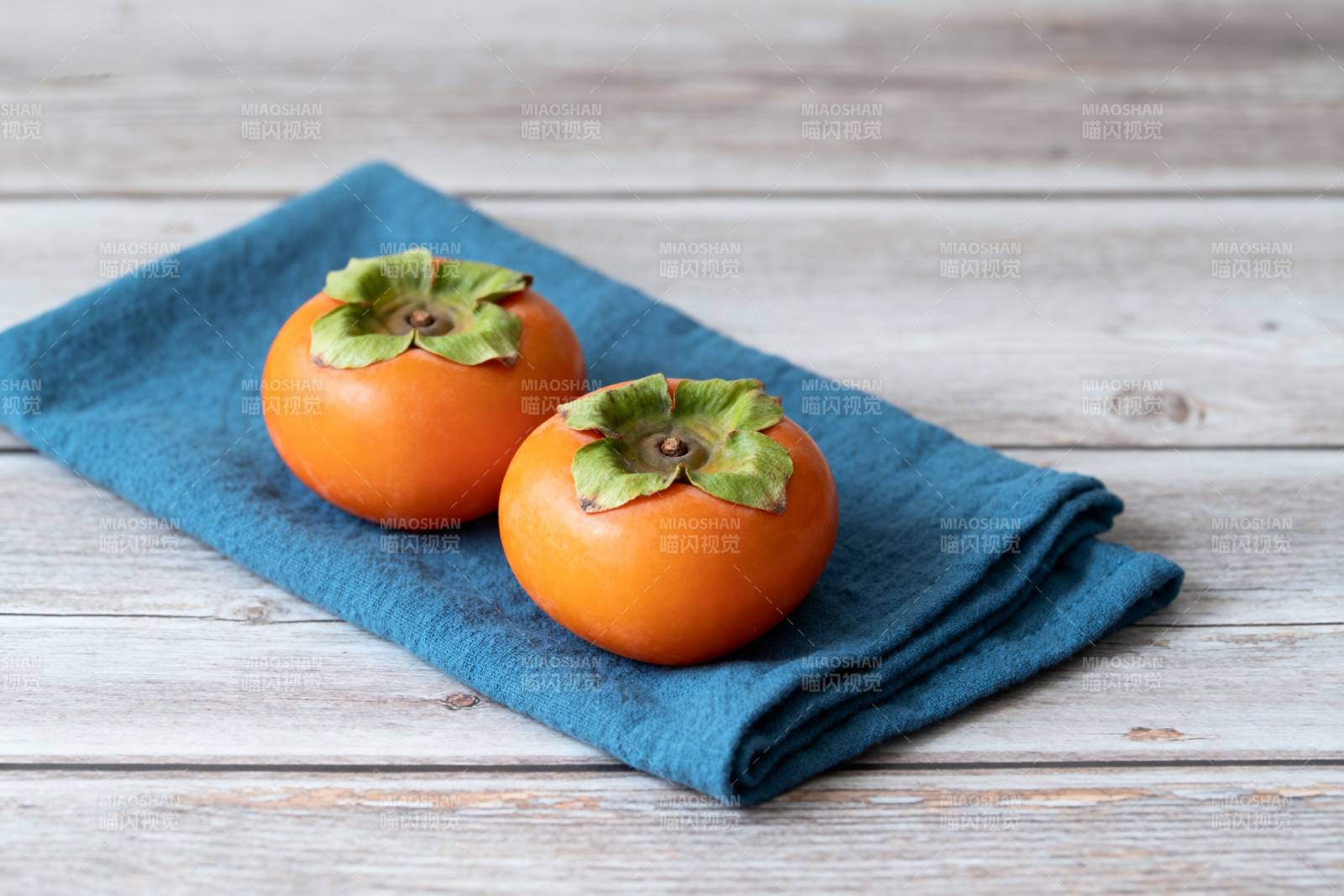 柿子静物图图片