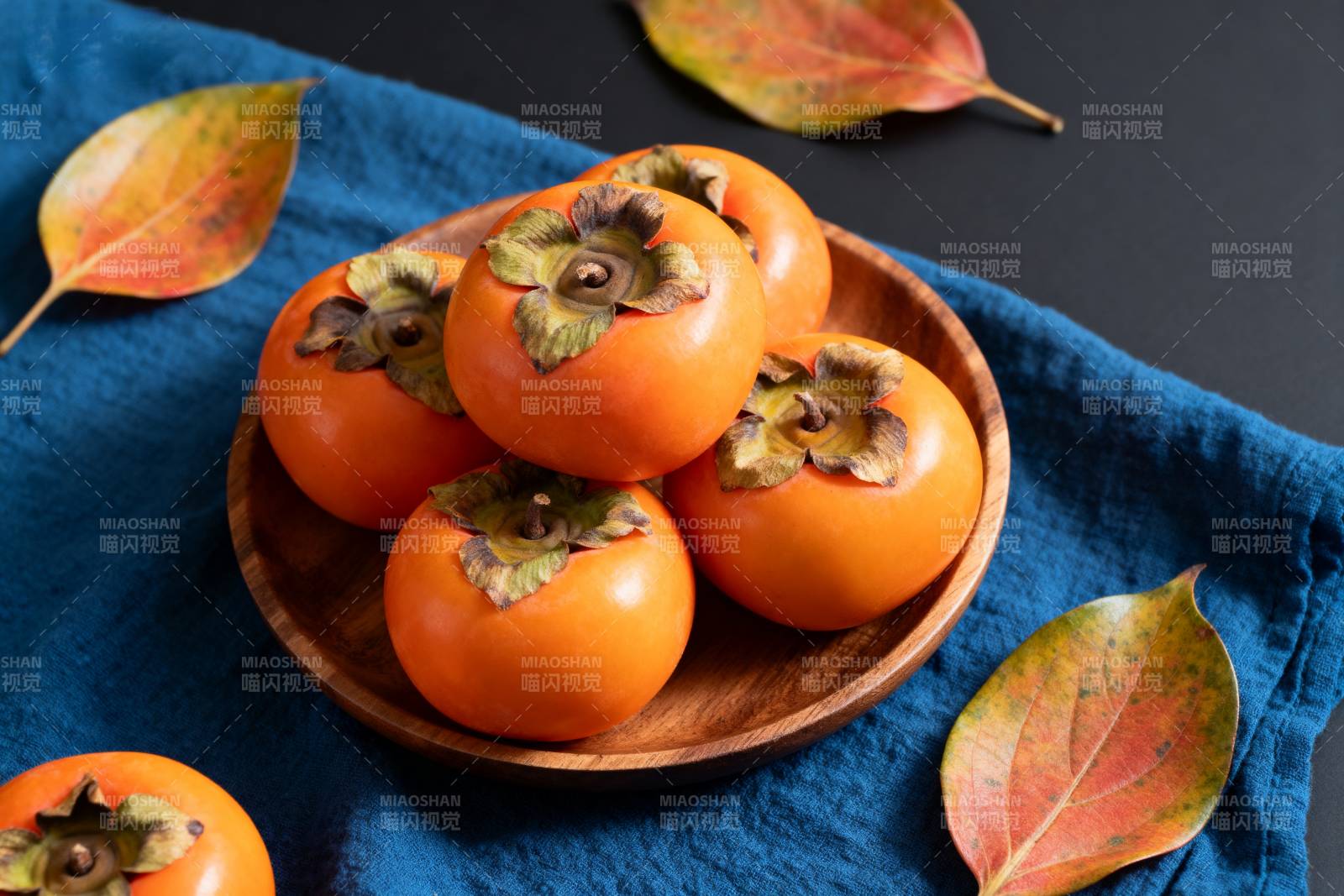 柿子秋意浓图片