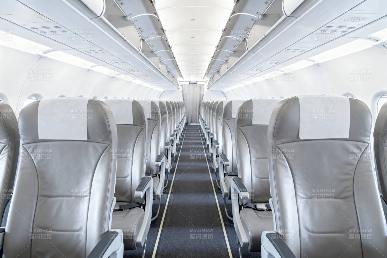飞机客舱内部视图图片