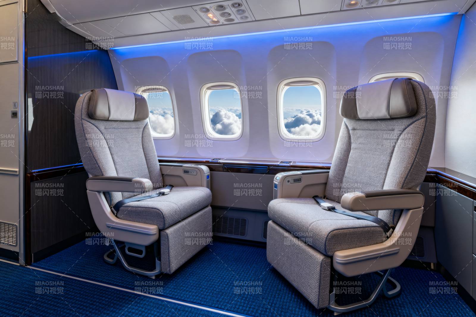 豪华飞机头等舱座椅图片