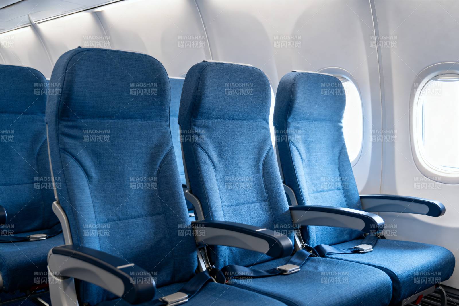飞机蓝色座椅特写图片