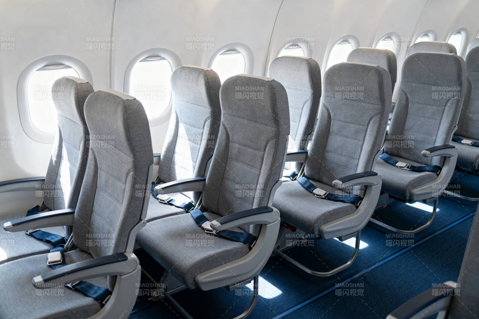 飞机客舱座椅排列图片