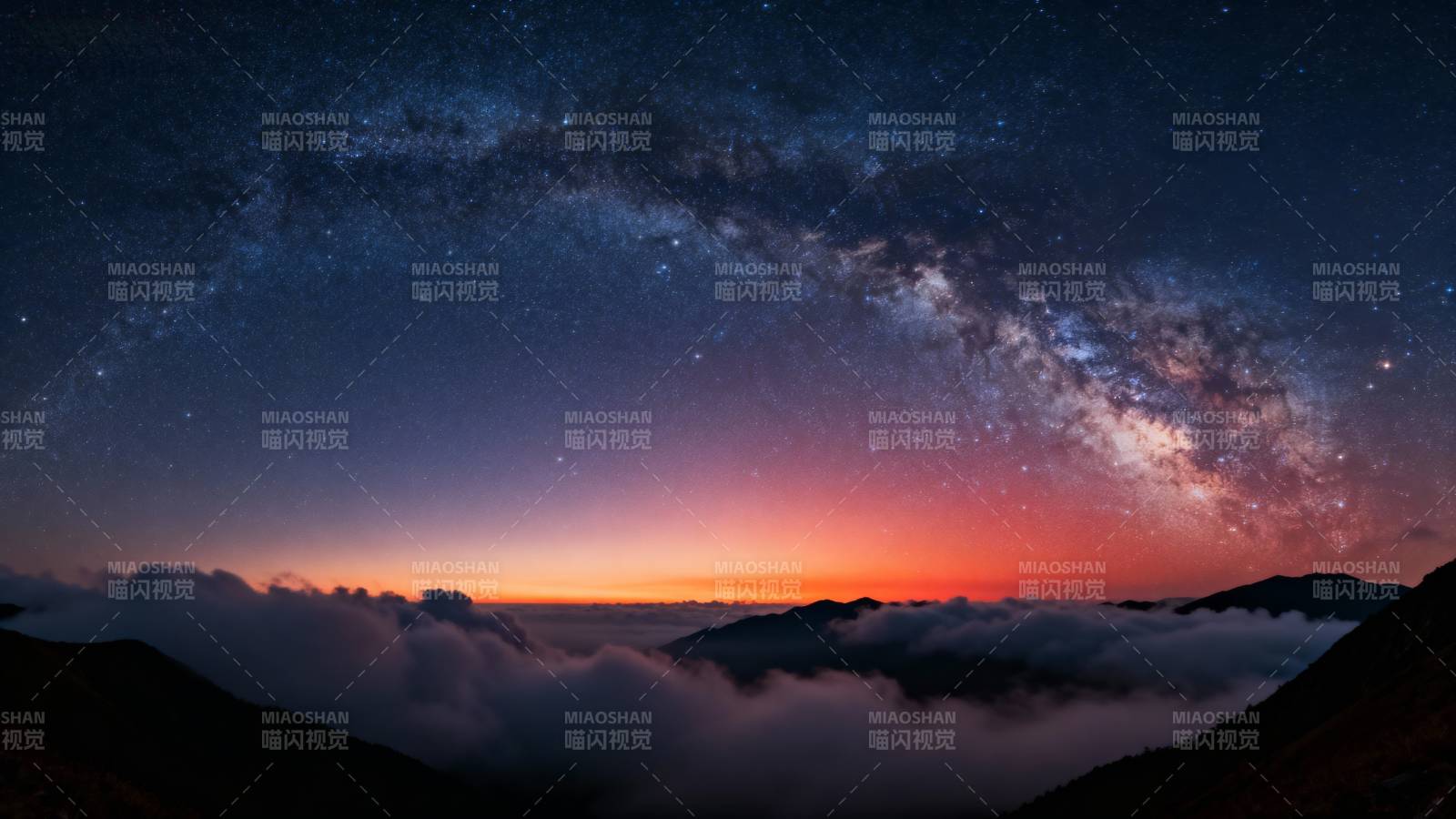 银河云海夜景图片