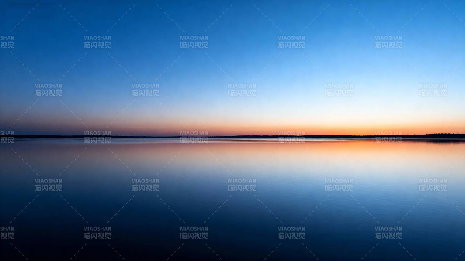 湖面晨曦静谧美图片