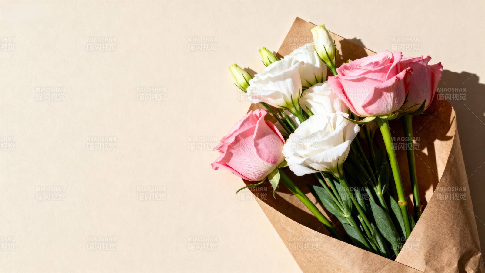 玫瑰花束静谧美图片