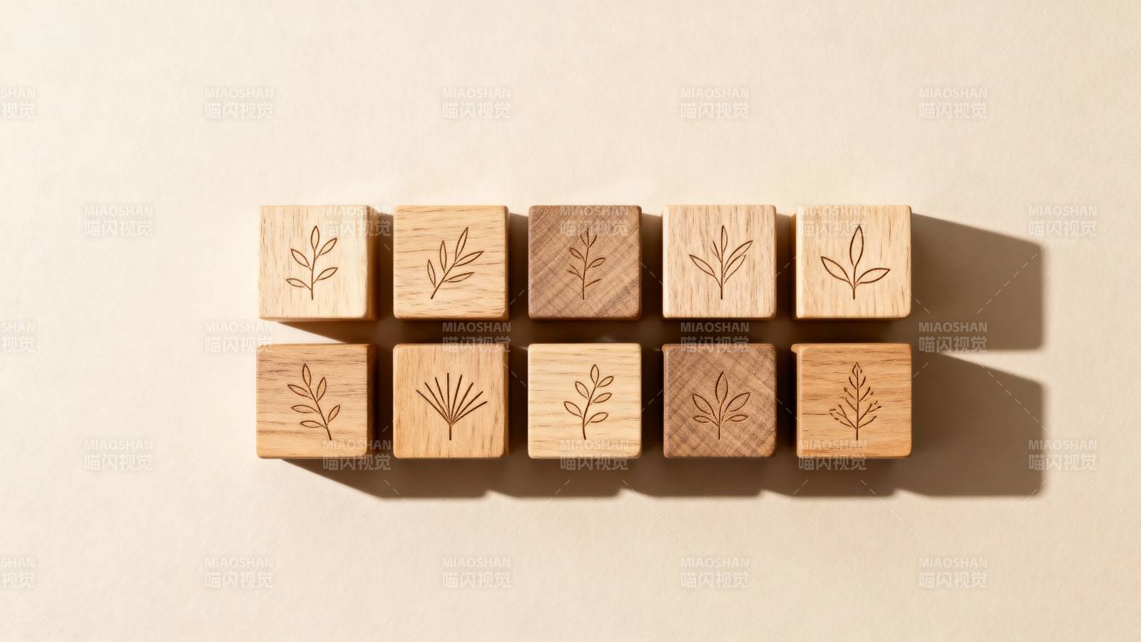 木块上的植物图案图片