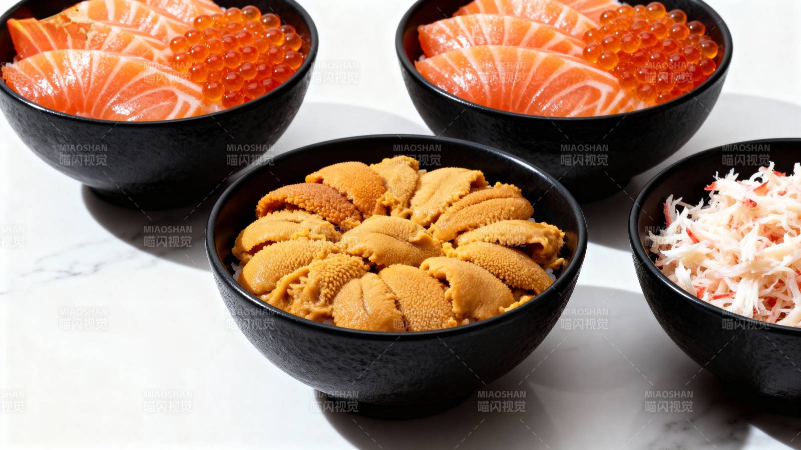 四碗精致日式料理图片