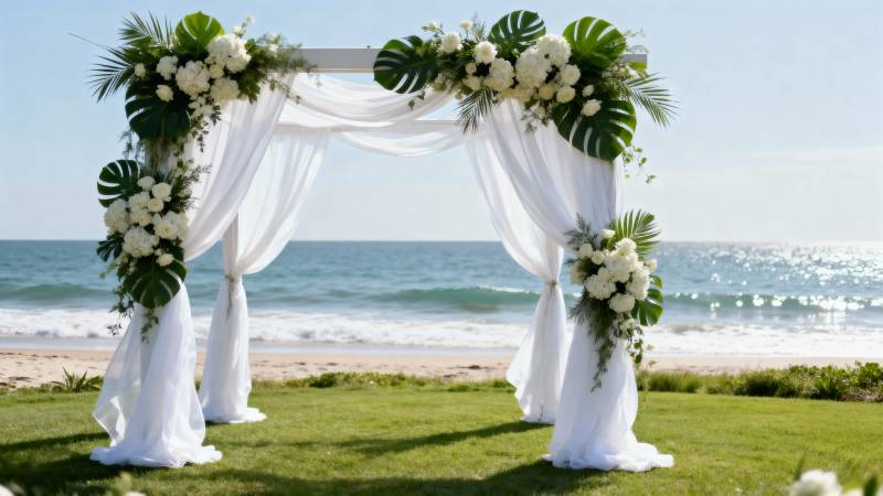 海边花拱婚礼现场图片