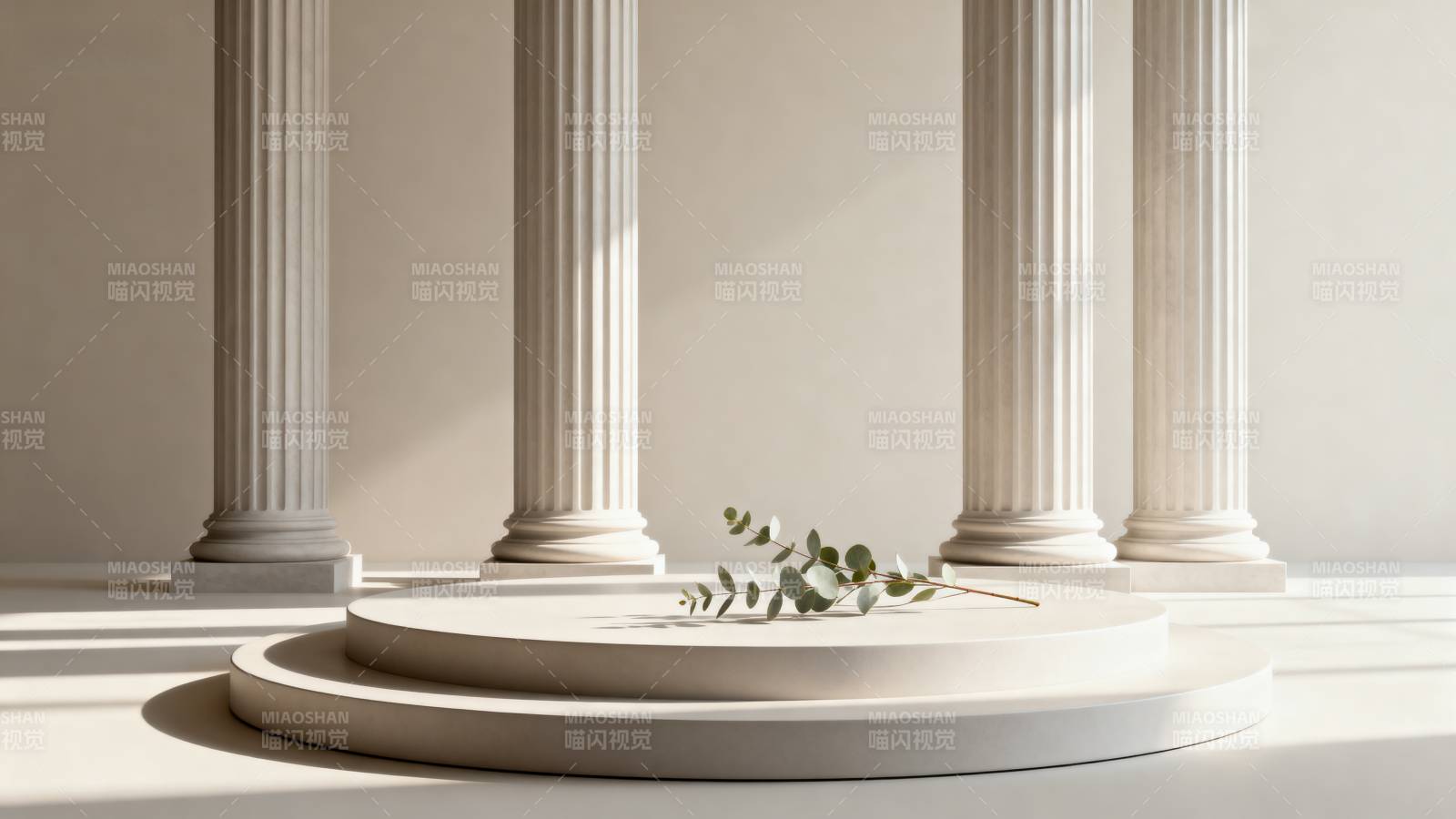 古典柱廊静谧之美图片