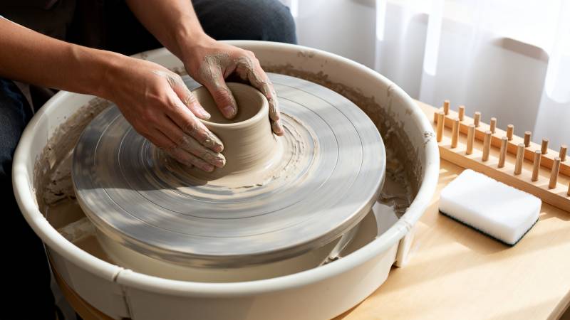 陶艺制作中图片