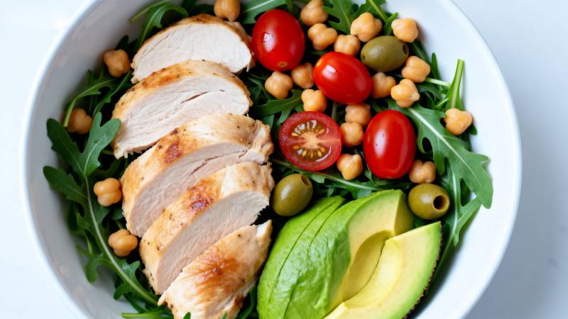 鸡肉牛油果沙拉图片