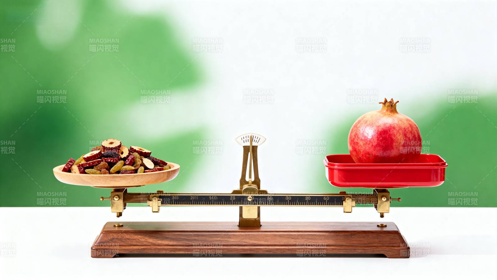 水果称重对比图片
