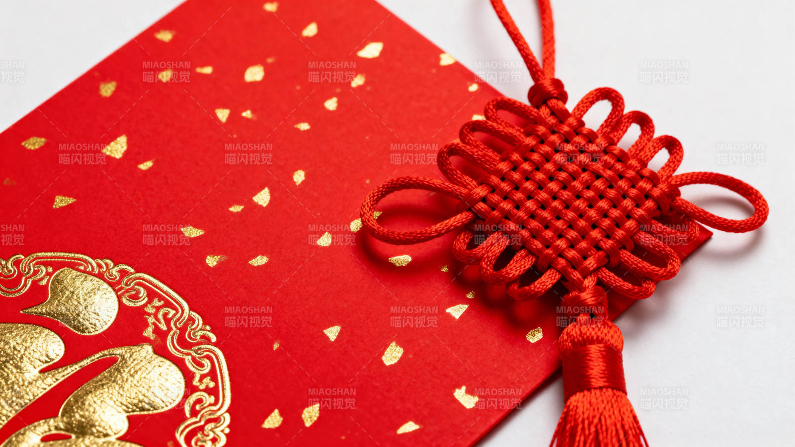 红绳结福 金箔贺岁图片