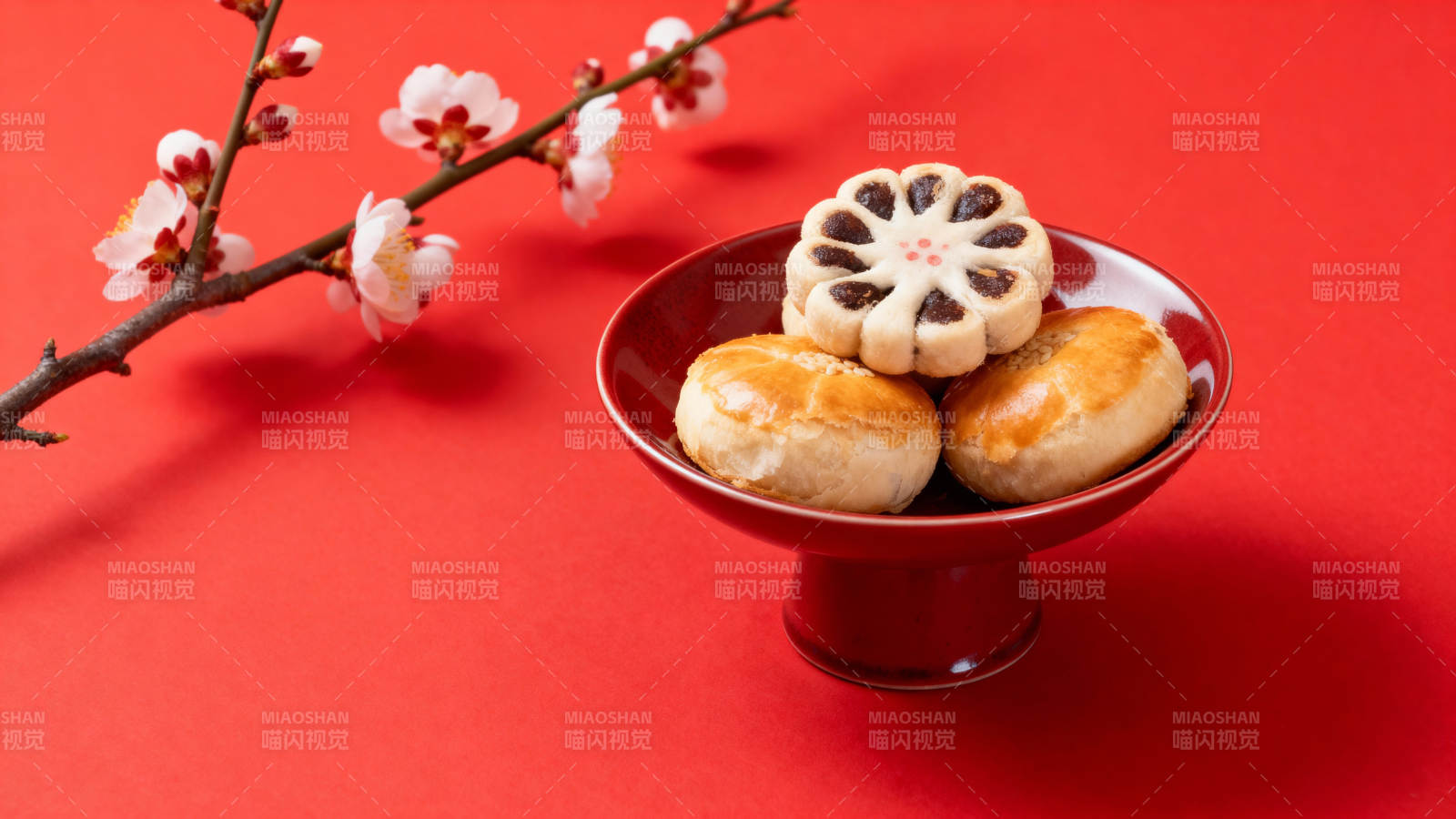 梅花糕点迎新春图片