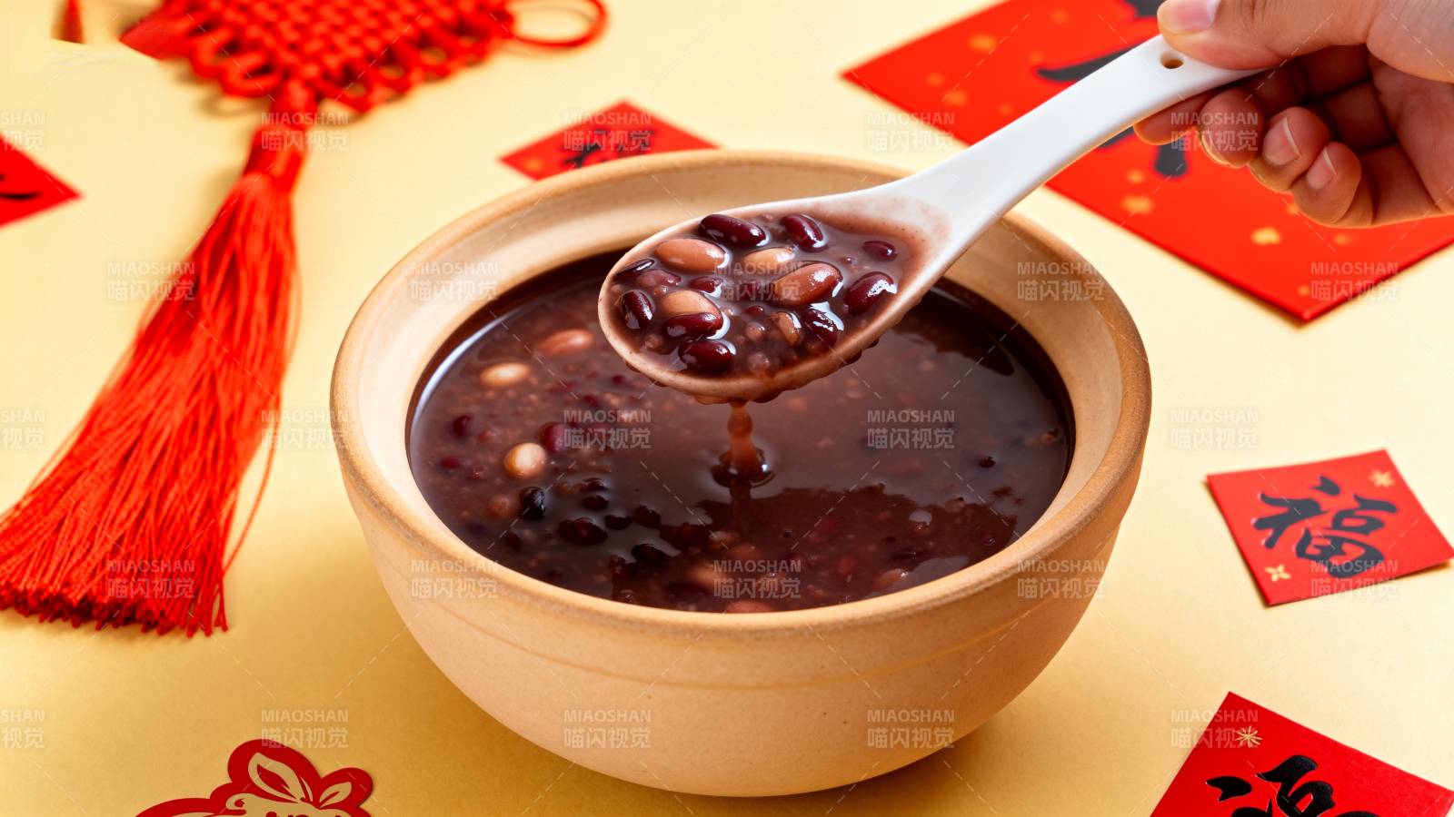 腊八粥迎新春图片