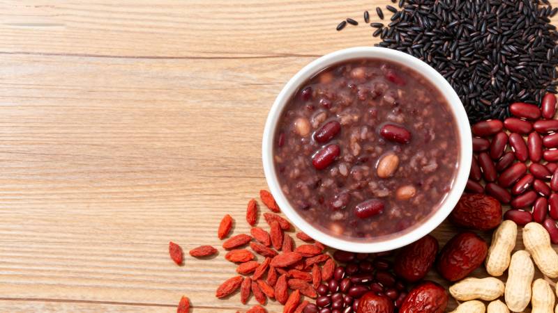 红豆粥配坚果食材图片