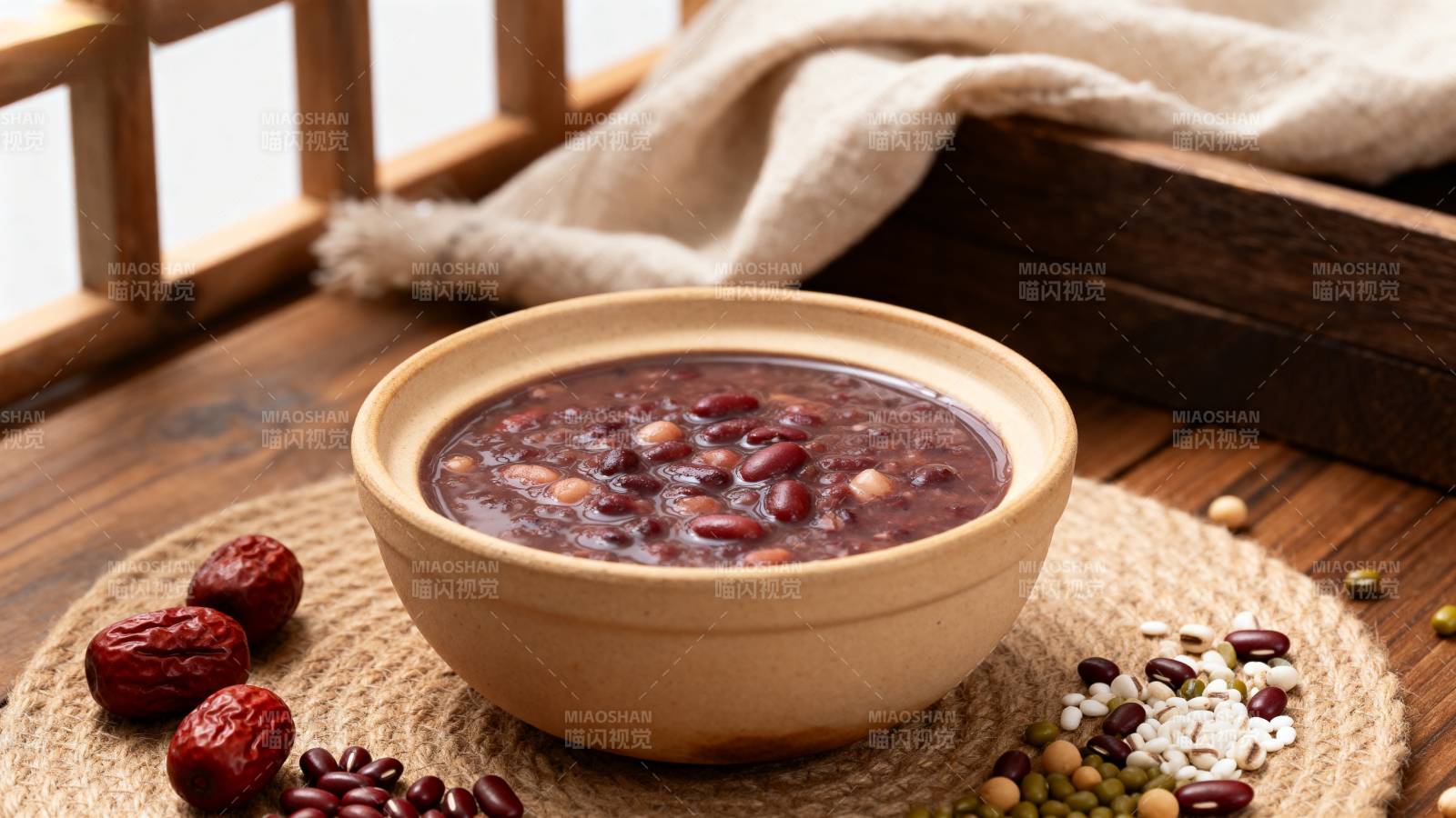 红豆粥配红枣图片