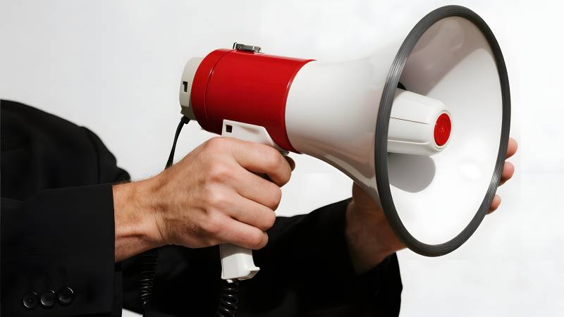 手持扩音器喊话图片