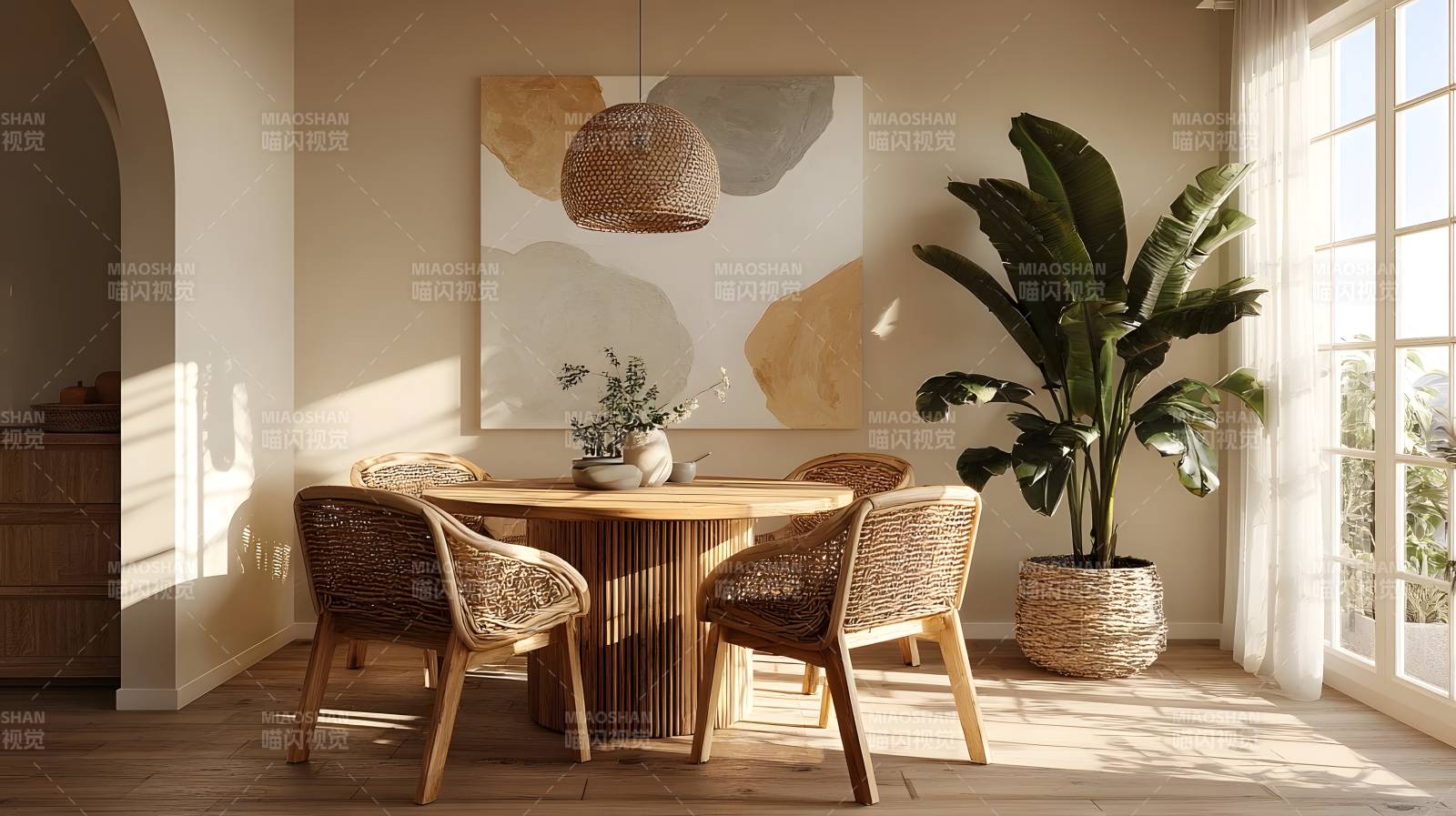 温馨自然餐桌角落图片