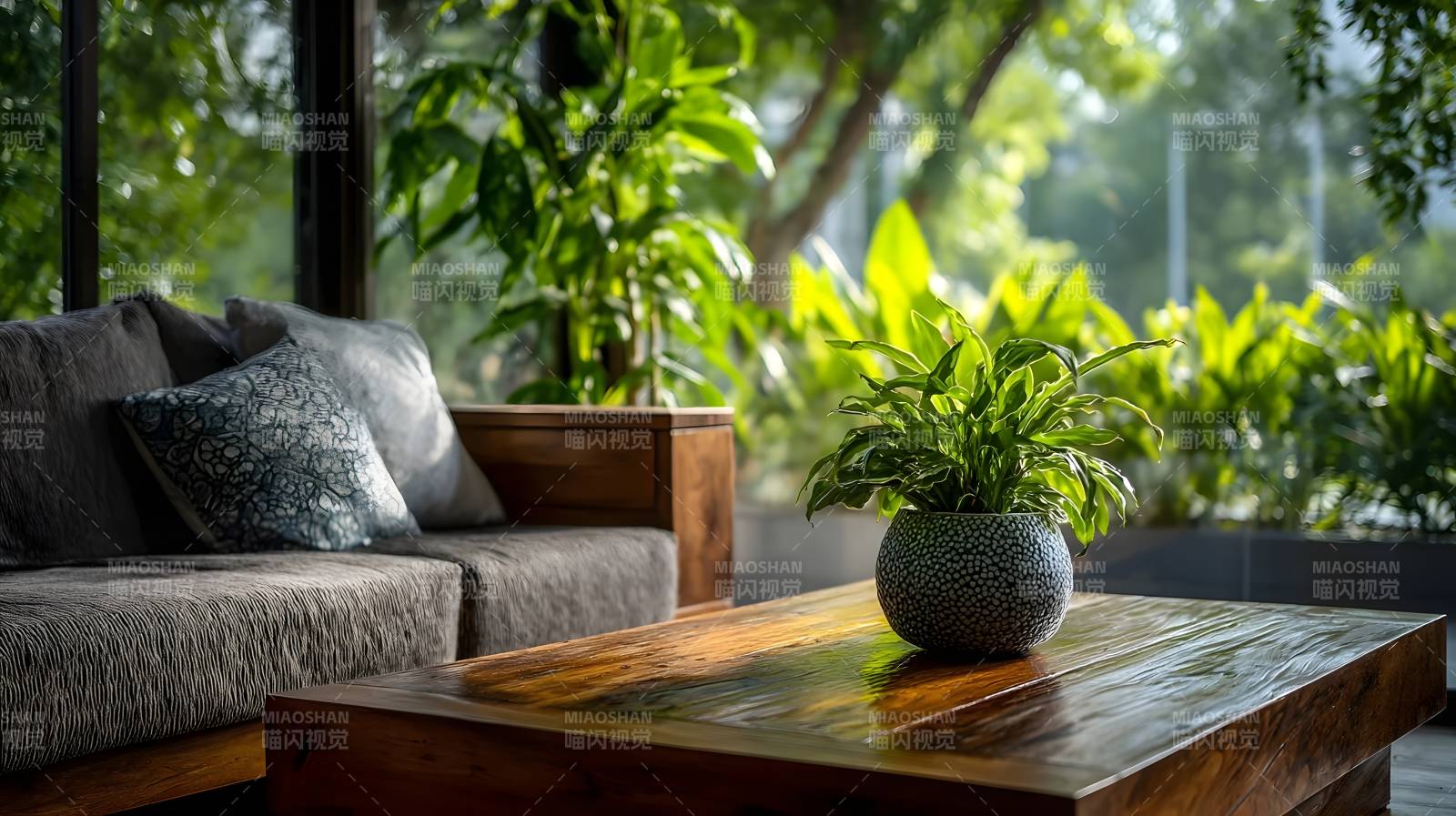 绿意盎然的客厅一角图片