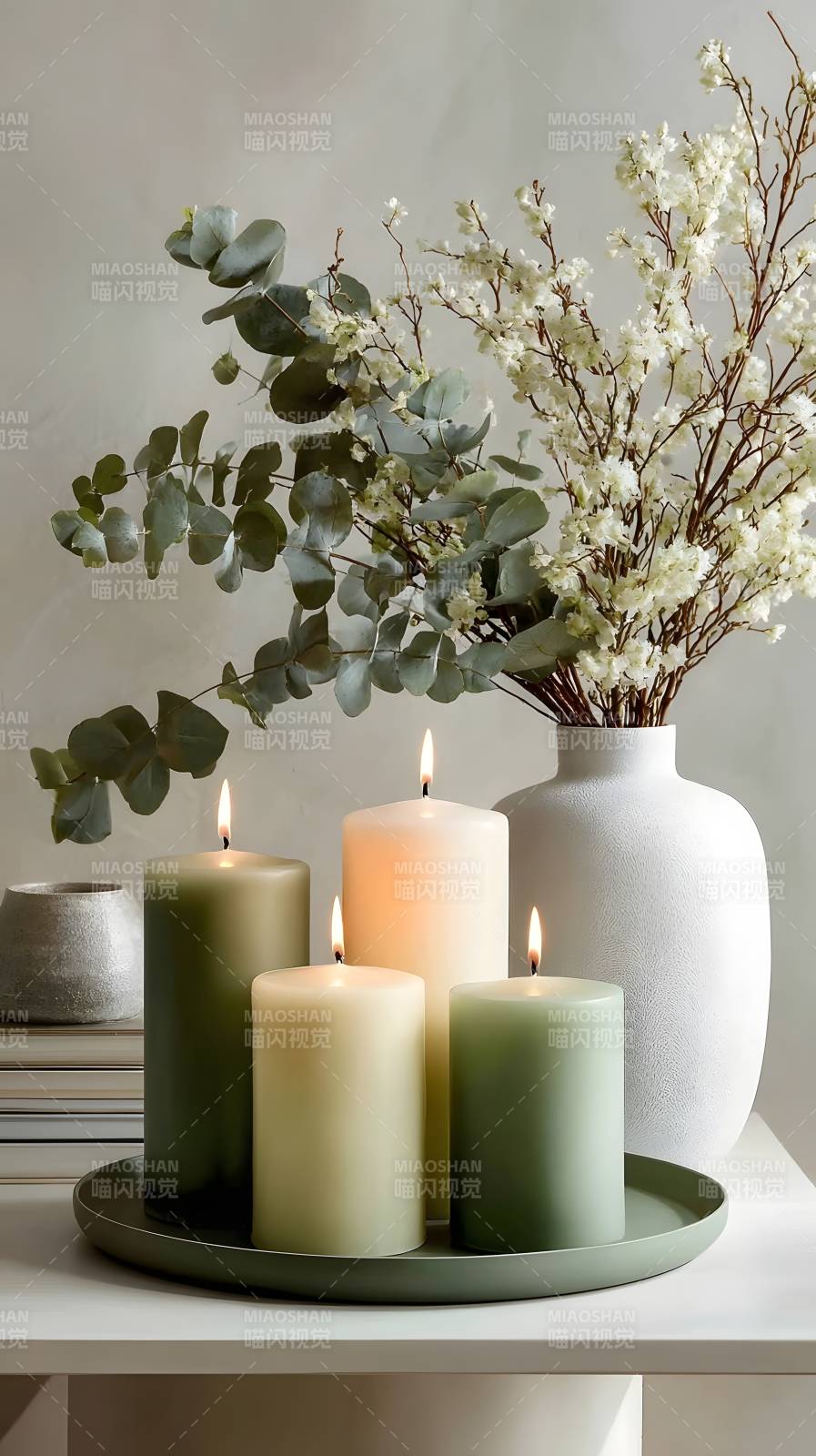 静谧烛光花艺图片