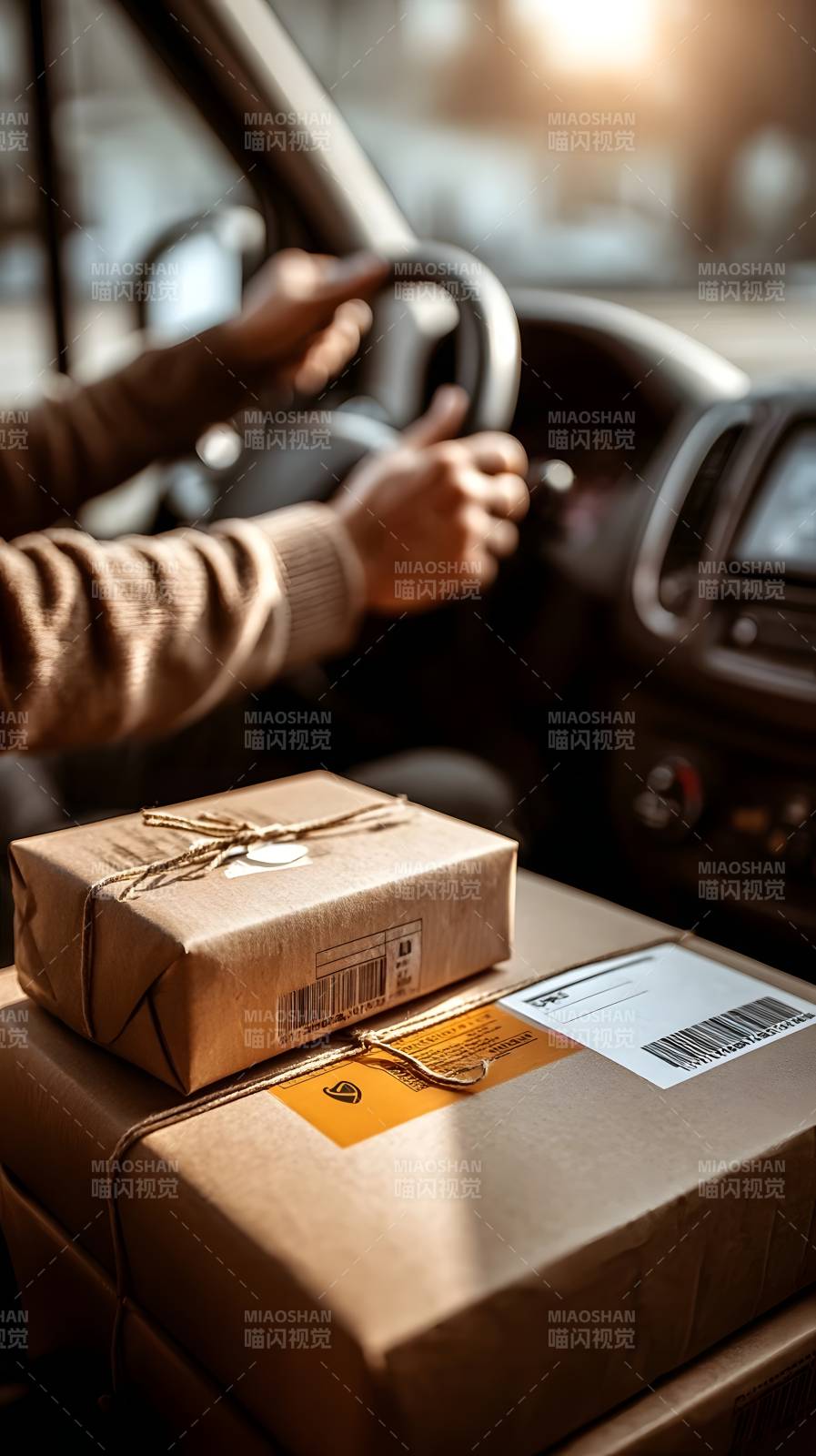 驾车送包裹图片