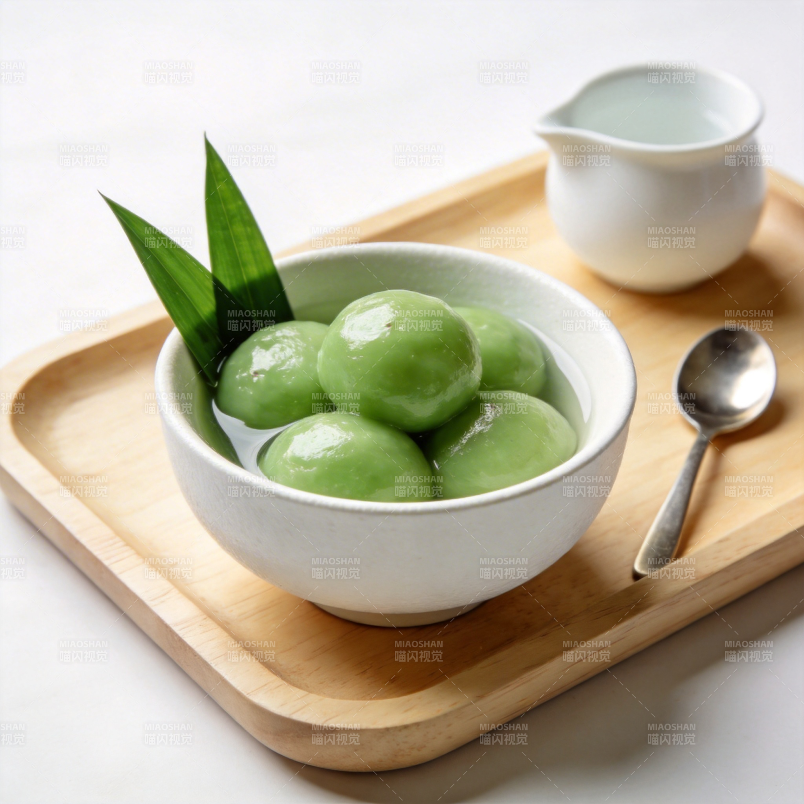 青团甜品摆盘图片