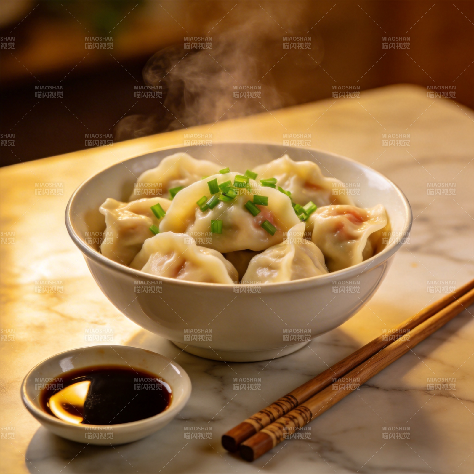 热气腾腾的饺子图片