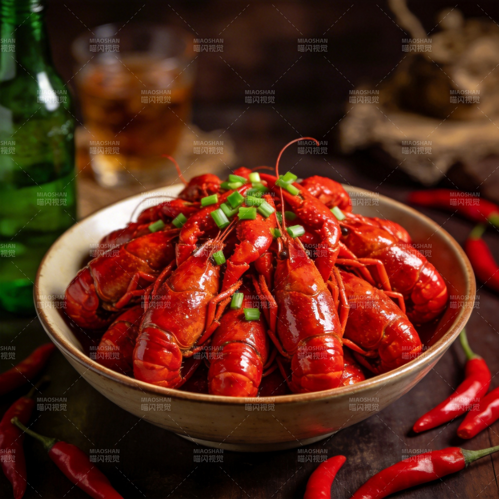 麻辣小龙虾盛宴图片