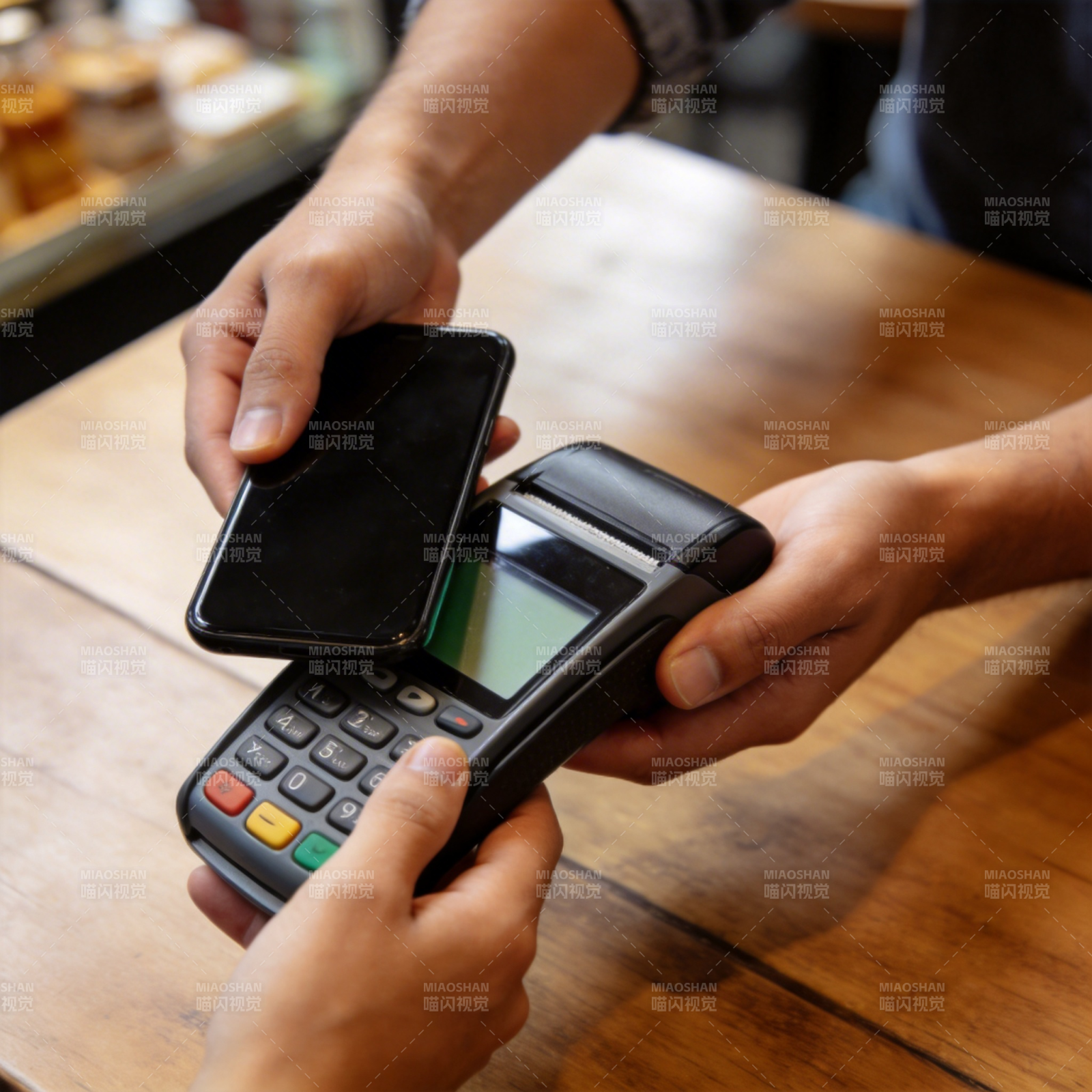 手机支付便捷生活图片