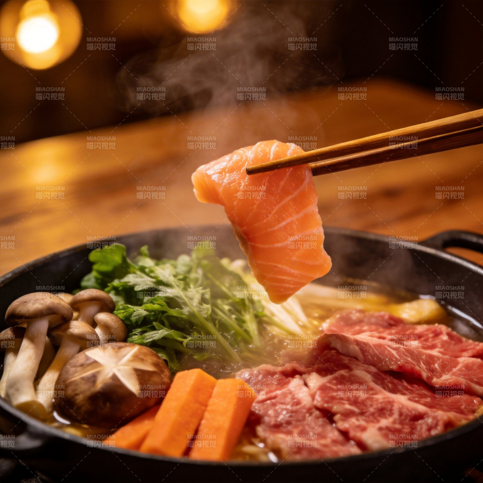 热气腾腾的火锅盛宴图片