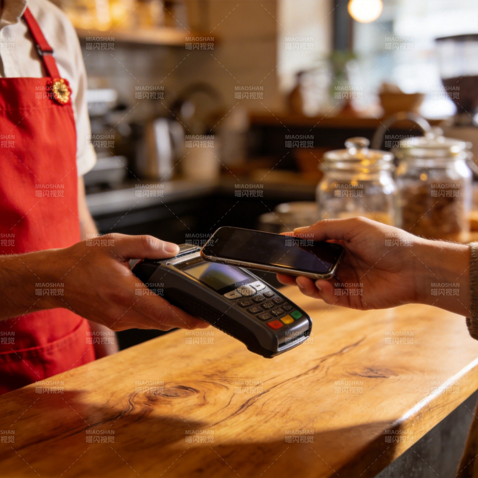 手机支付瞬间图片